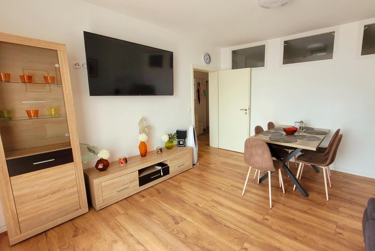 Апартаменти 3-Zimmer, Bis 6 Personen Mit Parkplatz Мюльгайм-ан-дер-Рур Екстер'єр фото